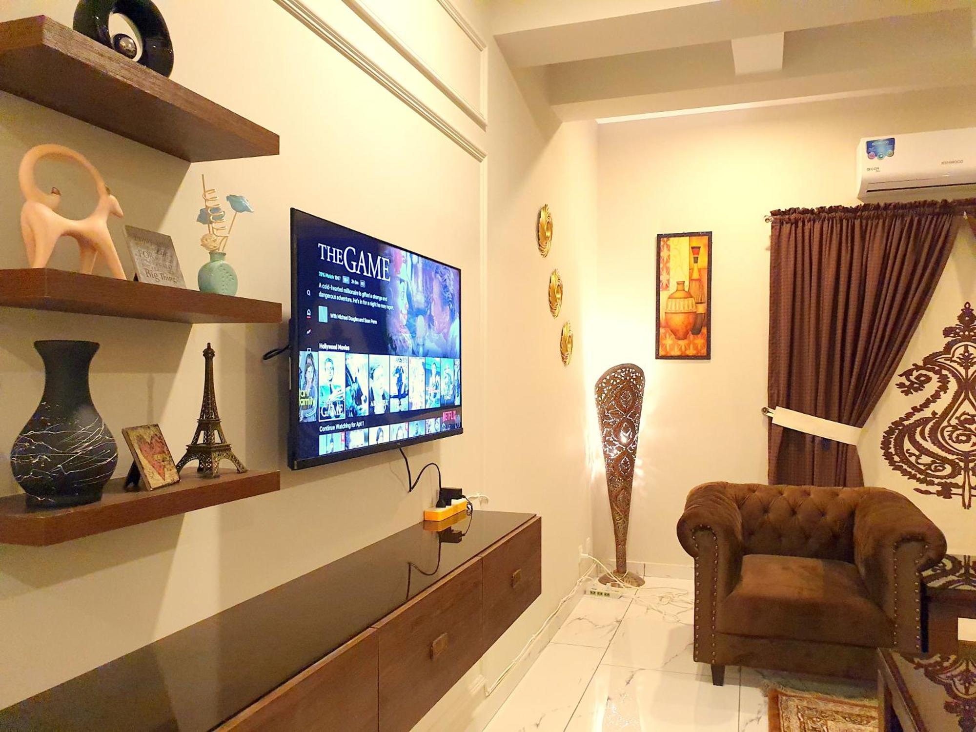 Luxurious Landing Apartments & Suites Bahria Town Rawalpindi Habitación foto